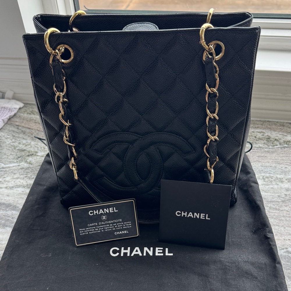 CHANEL Petit Shopping Tote Large Quilted Caviar Black